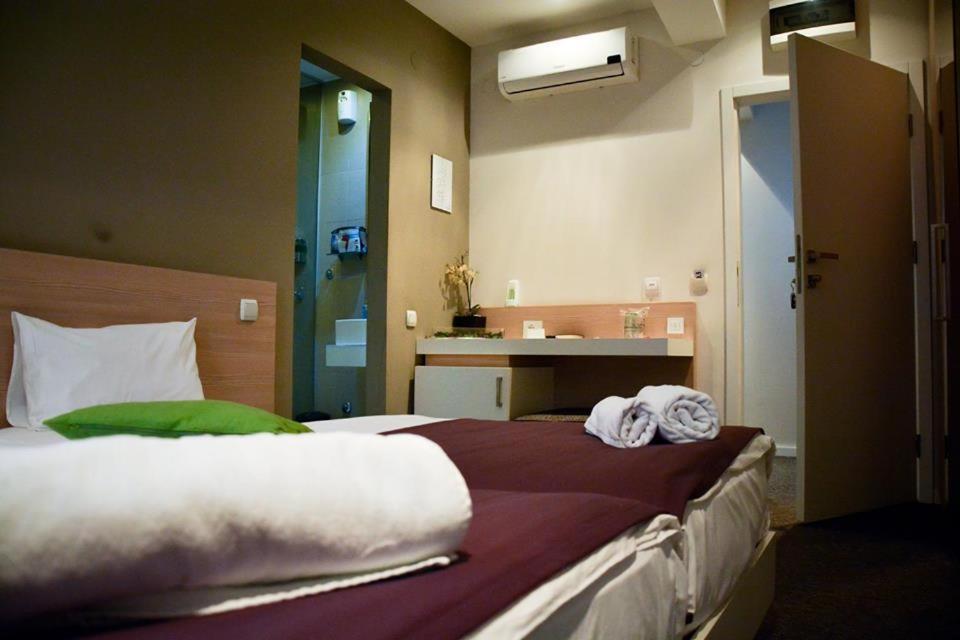 Garni Hotel Krevet&Dorucak Ниш Экстерьер фото