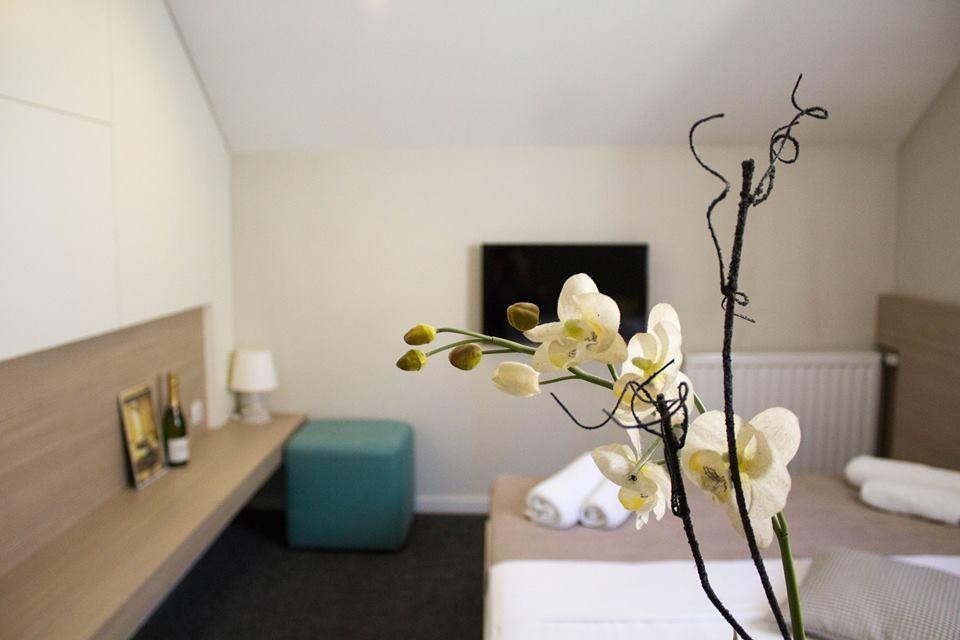 Garni Hotel Krevet&Dorucak Ниш Экстерьер фото